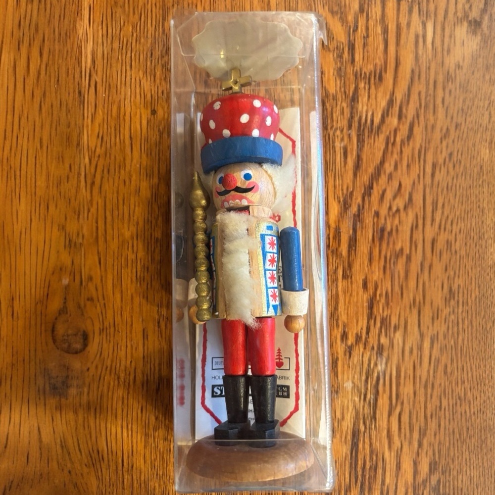 Vintage Steinbeck Nice Fellows of Kings Court - Kaiser 1 Nutcracker- NOS